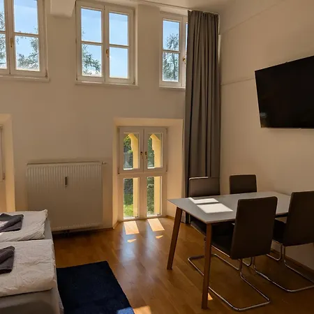 Beautiful For 2 People With Parking Lejlighed Steyr